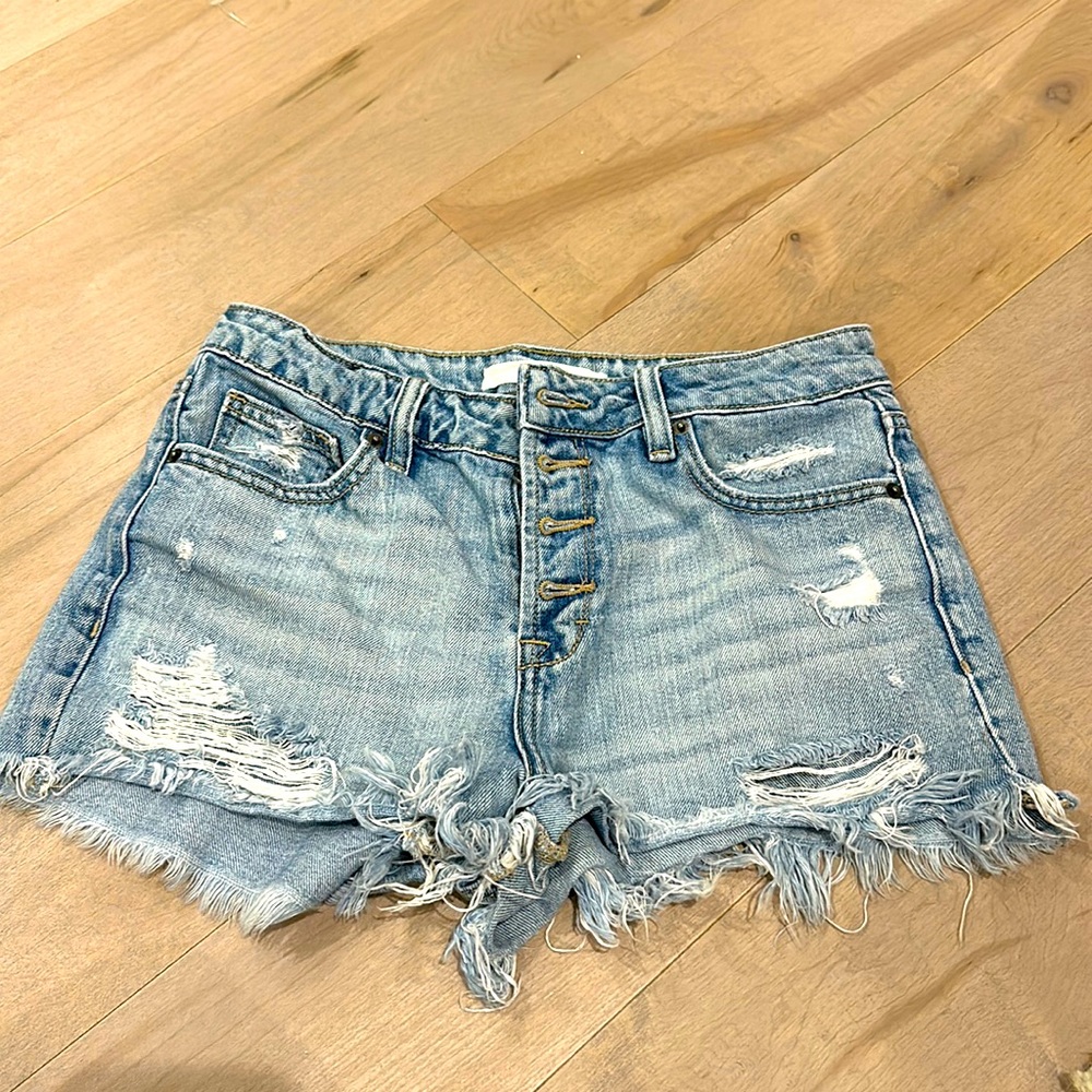 Size small Hidden Shorts worn handfuls of times great condition fit like 26/27